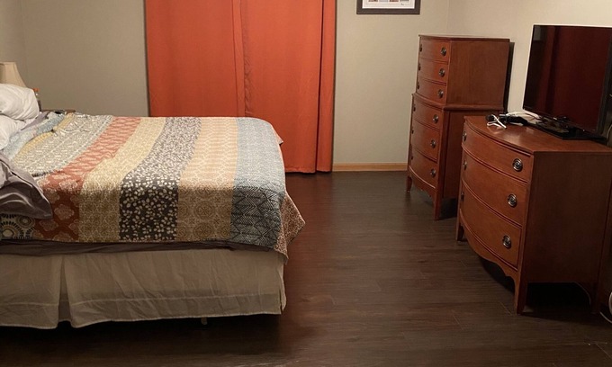 Ripon House | Sleeps 8+ EAA