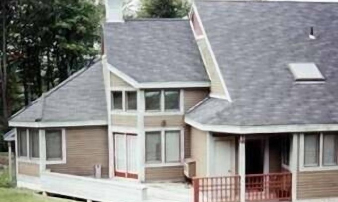 East Burke House | Slopeside Burke Mtn. Luxury Condo with a View