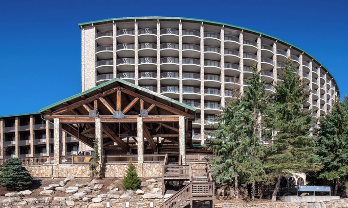 Seven Springs Apartment | Slopeside Hotel by Seven Springs Resort