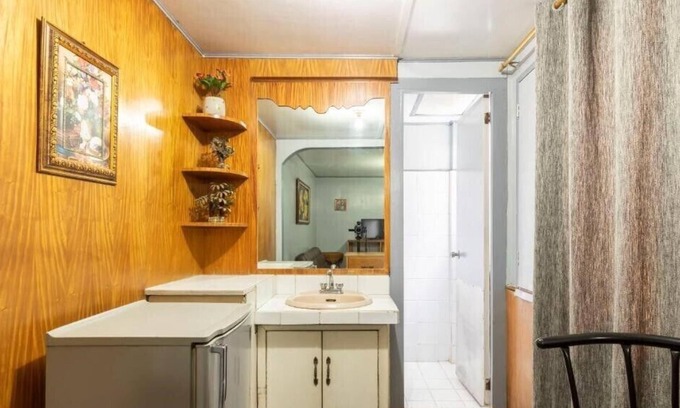 Ermita Hotel | Slouch Hat Hotel