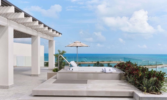 Punta Sam Resort | SLS Playa Mujeres – ALL Inclusive Collection