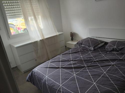 Costieres Apartment | Small and cute