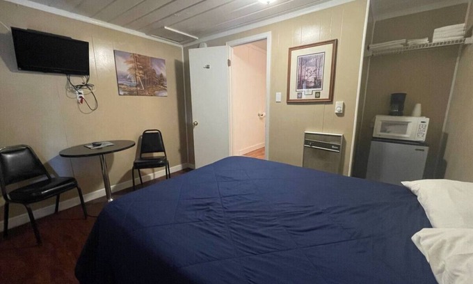 Pottsboro Cabin | Small Cabin on Lake Texoma at Mill Creek: Cabin 5