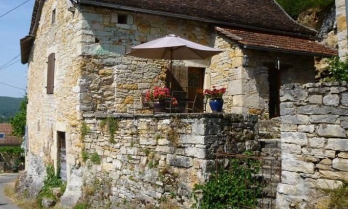 Ambeyrac House | Small charming house