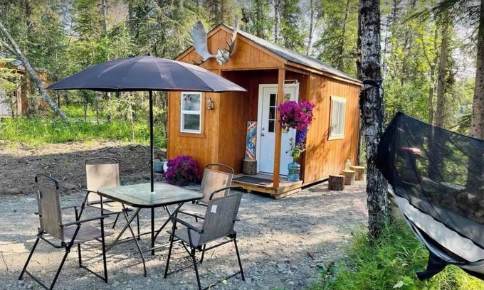Kasilof Cabin | Small Dry Cabin Between Kenai and Kasilof Rivers.