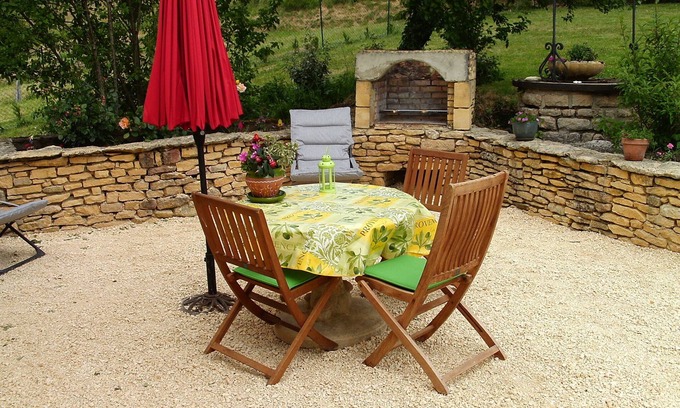 Sarlat-la-Caneda House | Small house in the countryside 3 km from Sarlat