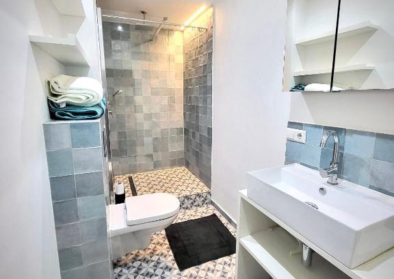Gesundbrunnen Apartment | Small Studio Berlin Wedding