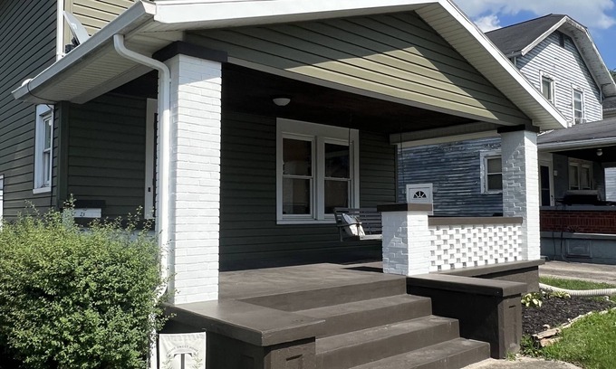 South Charleston House | Small Town Charmer