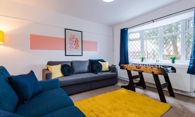 Little Hulton Apartment | Smart 3 Bed House/Monthly Discounts/Langworthy