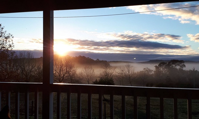 Scotsdale Cottage | Smart Chook Cottage - cosy, well equipped cottage