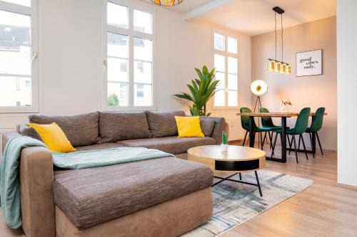 Barmen Apartment | Smart Home - Wuppertal - Perfect for 5 Guests! Netflix - Central - Smart TV - Free Parking Zone