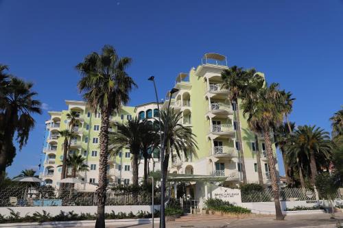 Porto d'Ascoli Hotel | Smeraldo Suites & Spa