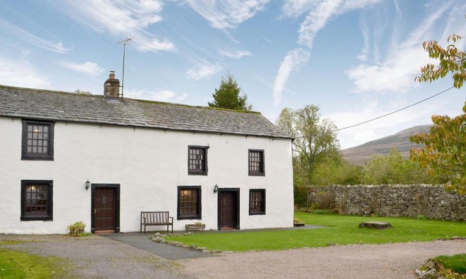 Bampton House | Smithy House