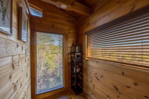 Sevierville House | Smokies Serenity by American Patriot Getaways