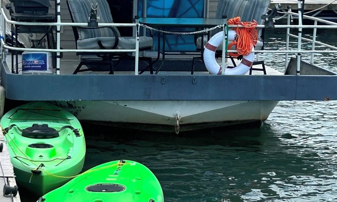 Morristown Boat Rental | Smoky Mountain Lake Life 2