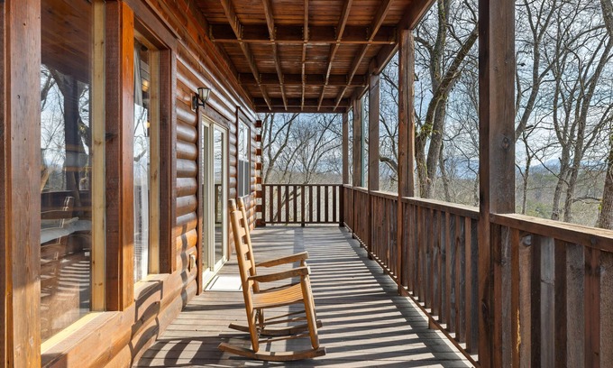 Sevierville Cabin | Smoky Mountain Lodge 6 Bedroom Cabin by RedAwning