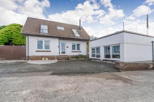 Milford Haven House | Smugglers Rest