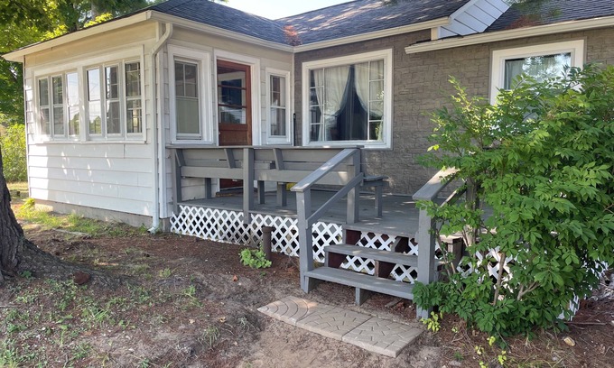 Vanderbilt Cottage | Snow his here sled from your door Cozy 3 bedroom cottage in town-pet friendly!