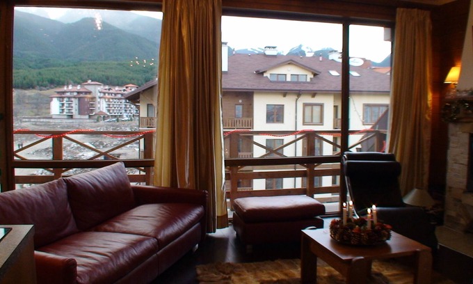Kvartal Noviya Grad Apartment | Snow Pearl Residence