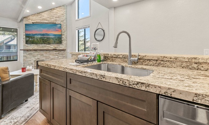 Boulder Bay House | Snow Ridge Condo