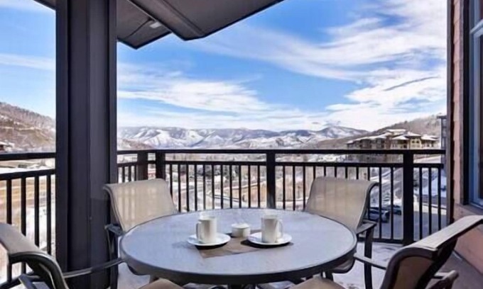 Snowmass Village Resort | Snowmass Village | Ski-In/Out | Fireplace | Lux Resort | Concierge