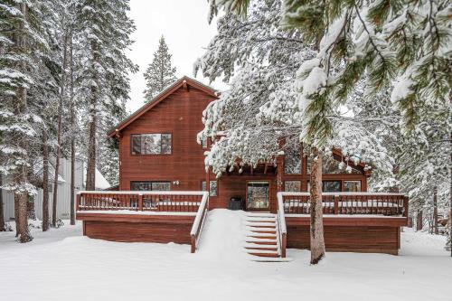 Truckee House | Snowpeak Oasis