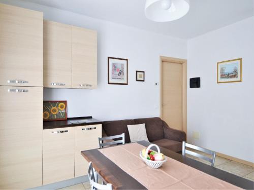 Dervio Apartment | Snug apartment in Dervio with balcony or terrace