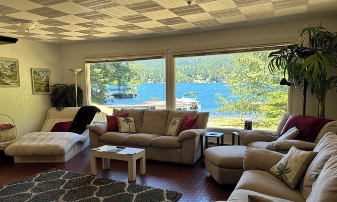 Port Angeles House | Snug Harbor Retreats Lake Sutherland-Duplex/Cabin #1