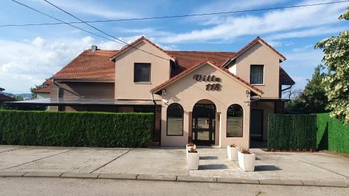 Kragujevac House | Sobe villa 118