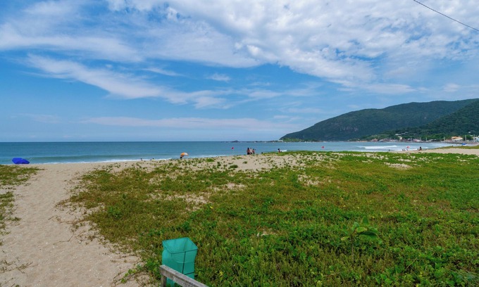 Armacao House | Sobrado Pé na Areia na Praia da Armação P143