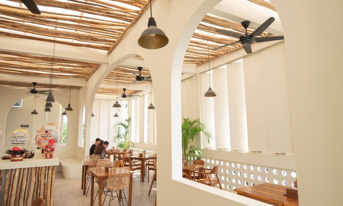 Jakarta Hotel | Social Hub by TwoSpaces