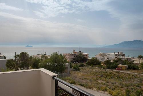 Neo Kalamaki Apartment | Sofia Apartment, With Sea & Mountain View
