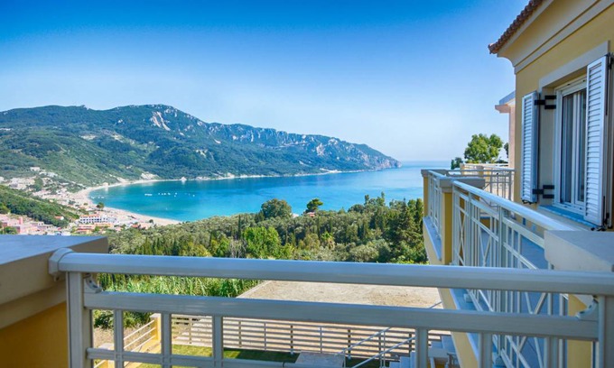 Termenades Apartment | Sofia Appartement 2 - Panorama Meerblick über die gesamte Bucht von Agios Georgios Pagi
