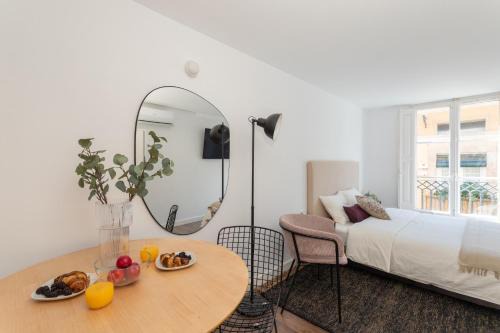 Gothic Quarter Apartment | Soho Studios Gothic Quarter