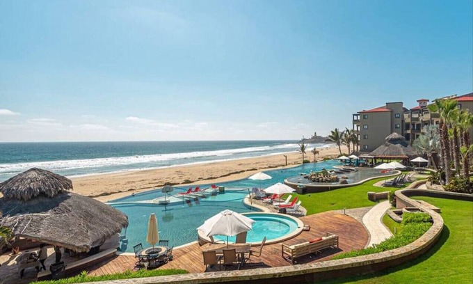 Los Cabos Apartment | Sol Pacifica 2-bedroom condo with AC, WiFi in fantastic Los Cerritos Beach