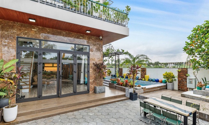 Son Tra Villa | Sol Villa 4BR near Han River
