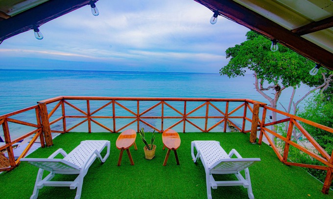 Bocachica Bed & Breakfast | Solarium Beach Club