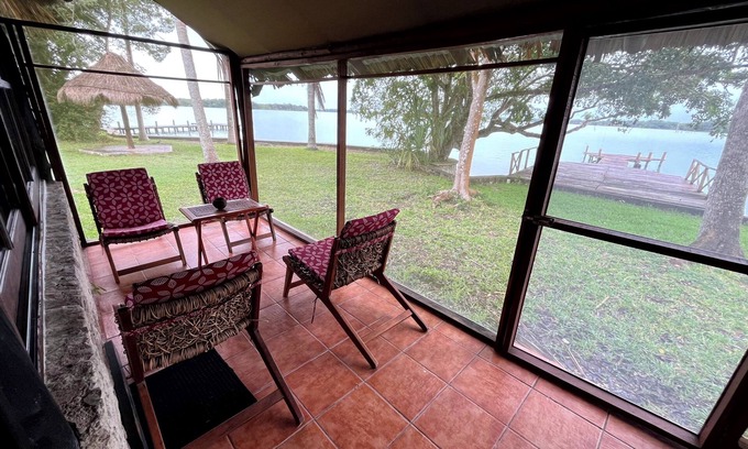 Huay-Pix Villa | Soleada villa al pie de Laguna Milagros, a minutos de Chetumal y Bacalar