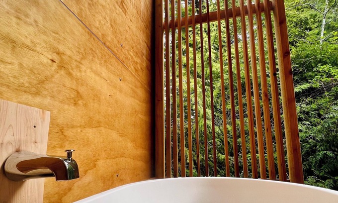 Ucluelet House | Soleil ~ Halfmoon Bay Beach House