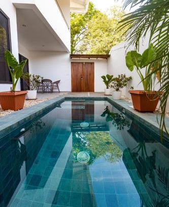 Mal Pais House | Solemar 2bdrm House - Private Pool , King Bed and Balcony Sunset View