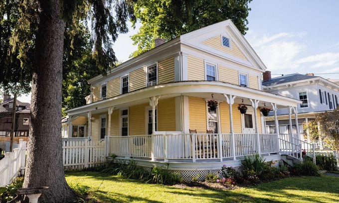 Pittsfield House | Solomon Ely Homestead - Charming Pittsfield Stay