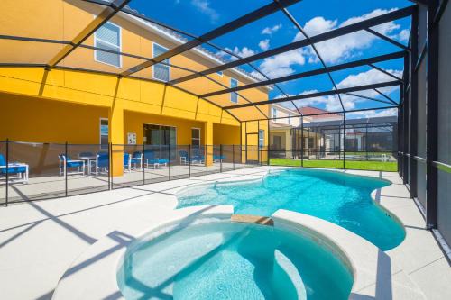 Loughman Resort | Solterra Resort 11 Bed 9 baths