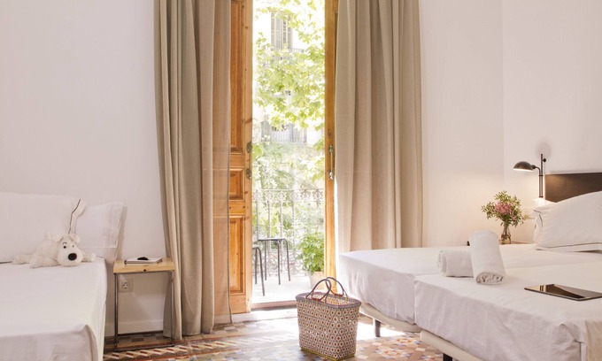 Sant Pere House | Som Nit Triomf