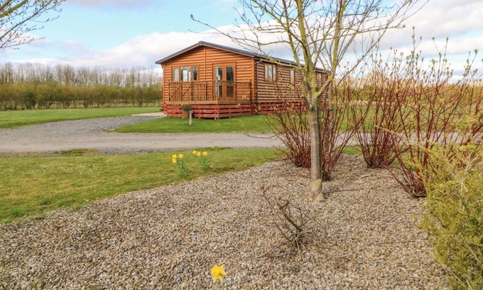 Kiplin Cottage | SOMERSET LODGE, pet friendly, character holiday cottage in Kiplin
