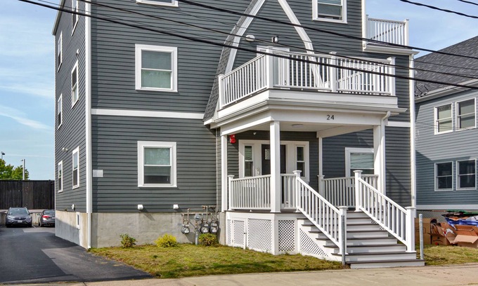 Winter Hill Condo | Somerville unit minutes to Encore!