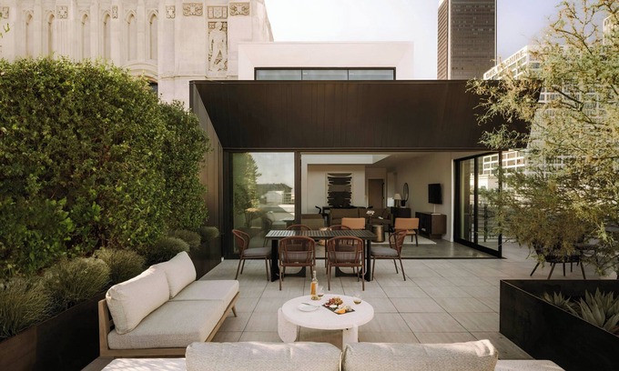 Downtown Los Angeles Hotel | Sonder by Marriott Bonvoy The Winfield Apartments Downtown LA