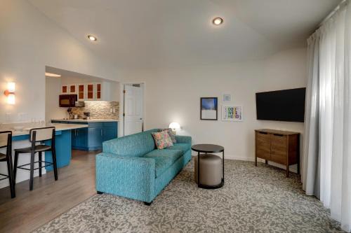 San Jose Hotel | Sonesta ES Suites San Jose - Airport