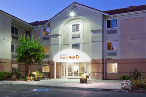 Santa Clara Hotel | Sonesta Simply Suites Silicon Valley Santa Clara