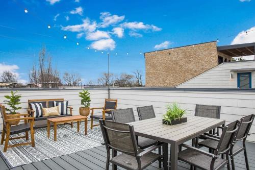 Chestnut Hill House | Songbird Suite B
