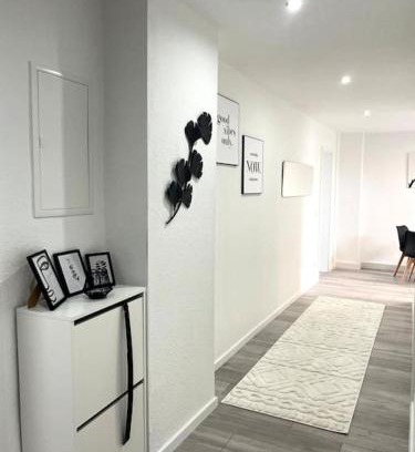 Neudorf-Nord Apartment | Sonnenglanz Wohnung auf der Vierten